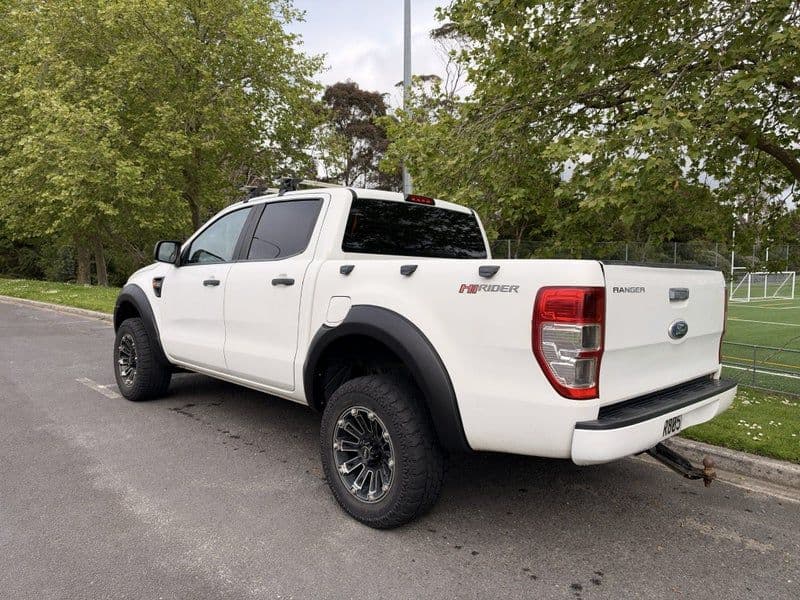 car-image-4