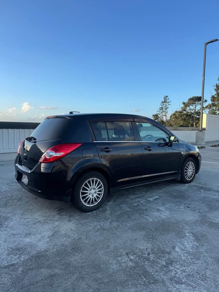 car-image-3