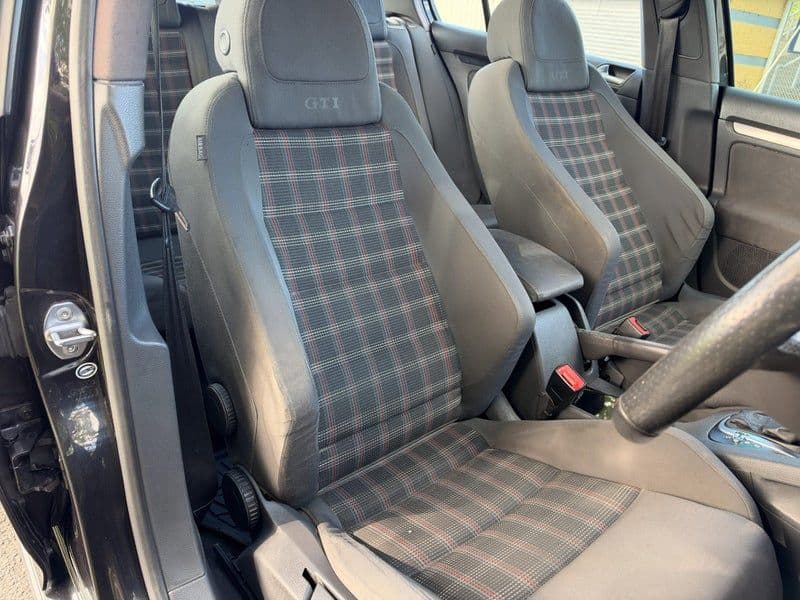 car-image-8