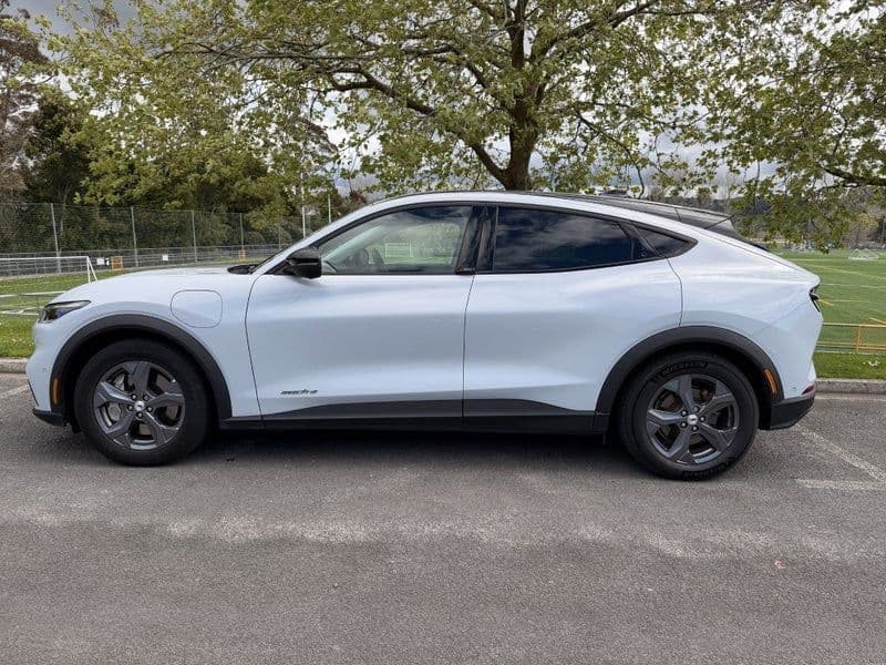 car-image-3